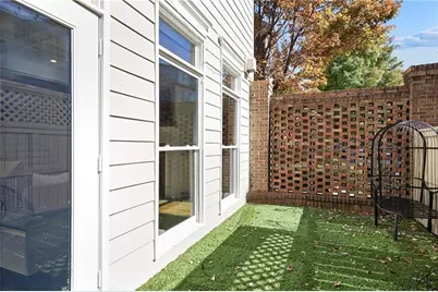 538 Sarabrook Place, Atlanta, GA 30342 - Photo 33