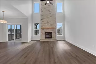 203 Coffee Ln, Hoschton, GA 30548 - Photo 9