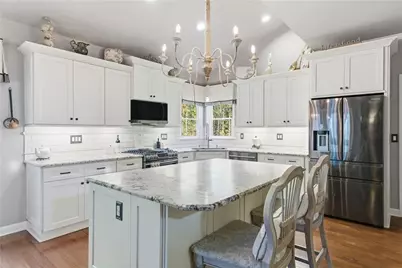 5995 Lake Windsor Parkway, Buford, GA 30518 - Photo 3