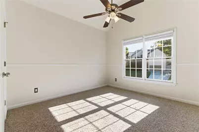 5995 Lake Windsor Parkway, Buford, GA 30518 - Photo 31