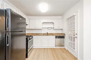 2470 Cambridge Hills Rd, Cumming, GA 30041 - Photo 13