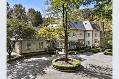 2485 W Wesley Road, Atlanta, GA 30327 - Photo 11