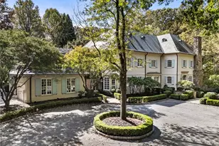 2485 W Wesley Rd, Atlanta, GA 30327 - Photo 11