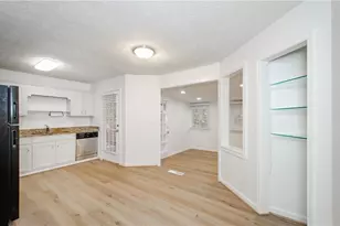 2470 Cambridge Hills Rd, Cumming, GA 30041 - Photo 9