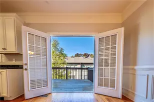 2249 Ewell Dr, Atlanta, GA 30043 - Photo 11