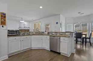 265 Lily Cove Dr, Loganville, GA 30052 - Photo 17