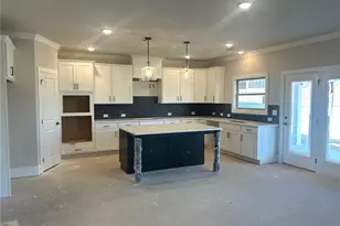 3725 Sierra Lake Dr, Cumming, GA 30040 - Photo 11