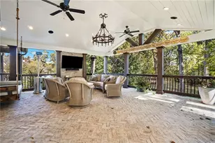 2707 Sharondale Dr NE, Atlanta, GA 30305 - Photo 7