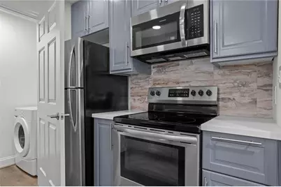 1075 Peachtree Walk NE #A208, Atlanta, GA 30309 - Photo 11