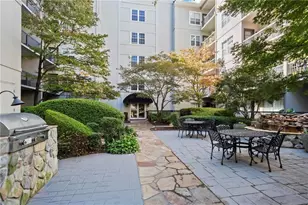 1075 Peachtree Walk NE, Atlanta, GA 30309 - Photo 19