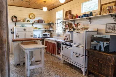 108 E Underwood Street E, Cleveland, GA 30528 - Photo 11