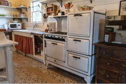 108 E Underwood Street E, Cleveland, GA 30528 - Photo 13