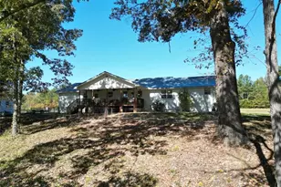 2053 Buttermilk Rd, Cave Spring, GA 30124 - Photo 11