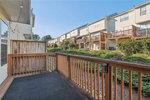 3555 Chattahoochee Summit Ln SE, Atlanta, GA 30339 - Photo 33