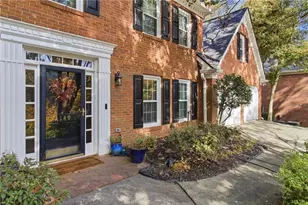 4149 Barberry Dr, Roswell, GA 30075 - Photo 9