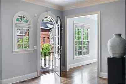 1720 Buckhead Valley Lane NE, Atlanta, GA 30324 - Photo 3