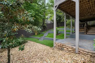 1720 Buckhead Valley Ln NE, Atlanta, GA 30324 - Photo 43