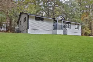 2488 Hi Roc Cir NE, Conyers, GA 30012 - Photo 5