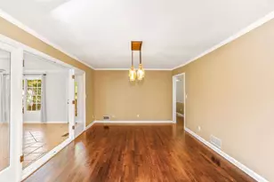 3911 Ivy Rd, Atlanta, GA 30342 - Photo 7