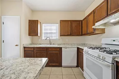 672 Stonebridge Loop, Lithonia, GA 30058 - Photo 17