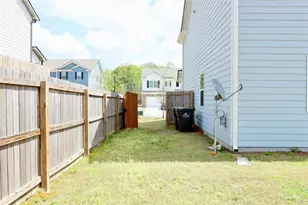 8816 Sibella Ct, Lithia Springs, GA 30122 - Photo 23