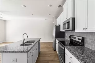 4574 Bishops Ln, Oakwood, GA 30566 - Photo 17