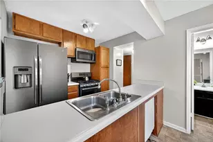 840 Brandy Oaks Ln, Stone Mountain, GA 30088 - Photo 11