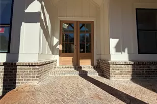 501 Meadow Lake Terrace, Hoschton, GA 30548 - Photo 5