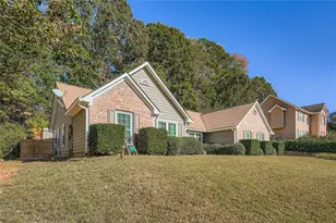 2895 Dogwood Creek Pkwy, Duluth, GA 30096 - Photo 3