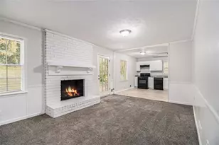 348 Shelton Woods Ct, Stone Mountain, GA 30088 - Photo 9