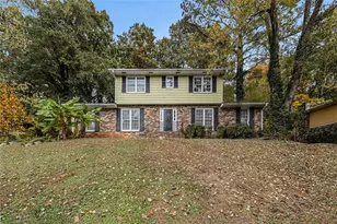 348 Shelton Woods Ct, Stone Mountain, GA 30088 - Photo 1