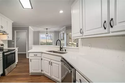 1861 Crowell Road SW, Conyers, GA 30094 - Photo 13