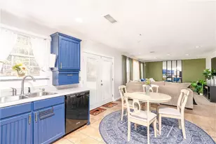 642 Crestworth Crossing, Powder Springs, GA 30127 - Photo 5