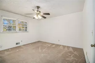 923 Tall Pine Ct SW, Stone Mountain, GA 30087 - Photo 27