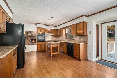 923 Tall Pine Court SW, Stone Mountain, GA 30087 - Photo 13