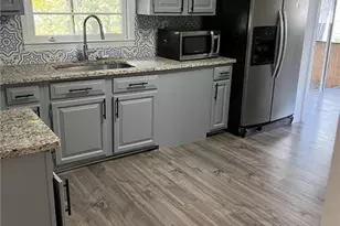 2529 Riggs Dr, Atlanta, GA 30344 - Photo 3