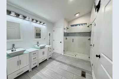 2045 Pine Oak Drive SW, Atlanta, GA 30310 - Photo 15