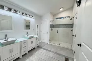 2045 Pine Oak Dr SW, Atlanta, GA 30310 - Photo 15