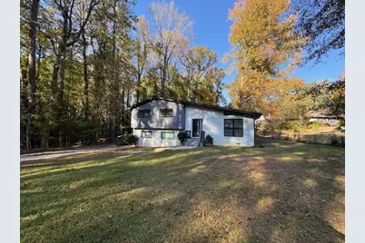 2045 Pine Oak Drive SW, Atlanta, GA 30310 - Photo 1