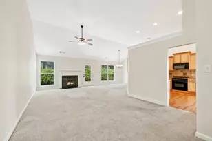 738 York View Dr, Auburn, GA 30011 - Photo 5