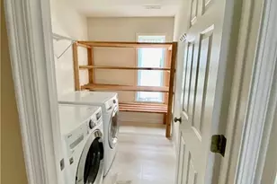 9020 Friarbridge Dr, Suwanee, GA 30024 - Photo 21