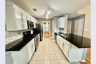 9020 Friarbridge Drive, Suwanee, GA 30024 - Photo 7