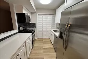 501 Park Ridge Cir, Marietta, GA 30068 - Photo 3