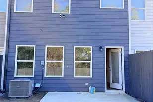 129 Jaxton St, Hoschton, GA 30548 - Photo 3