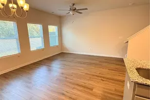 129 Jaxton St, Hoschton, GA 30548 - Photo 7