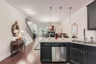 7875 Pierpoint Ln, Alpharetta, GA 30005 - Photo 9