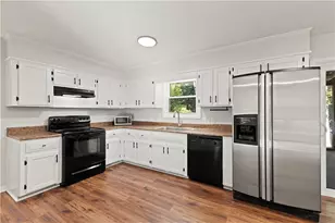 572 Dover St, Marietta, GA 30066 - Photo 5