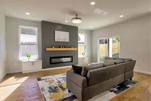 2590 Bates St SE, Smyrna, GA 30080 - Photo 9