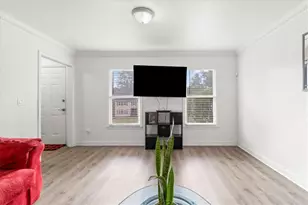 5928 S Deshon Ct, Lithonia, GA 30058 - Photo 7