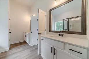 215 Pinewood Dr, Covington, GA 30014 - Photo 17